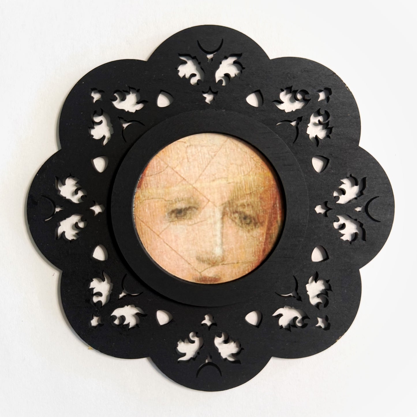 Framed Eyes Collection - Frame V (large), Eye XIV