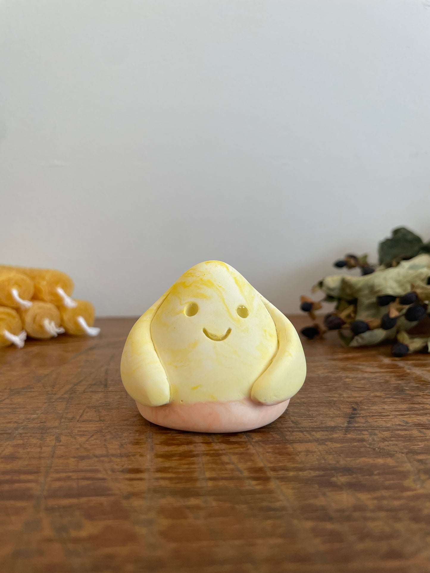 Domie House Spirit statue LithaXXIV-XXXIV