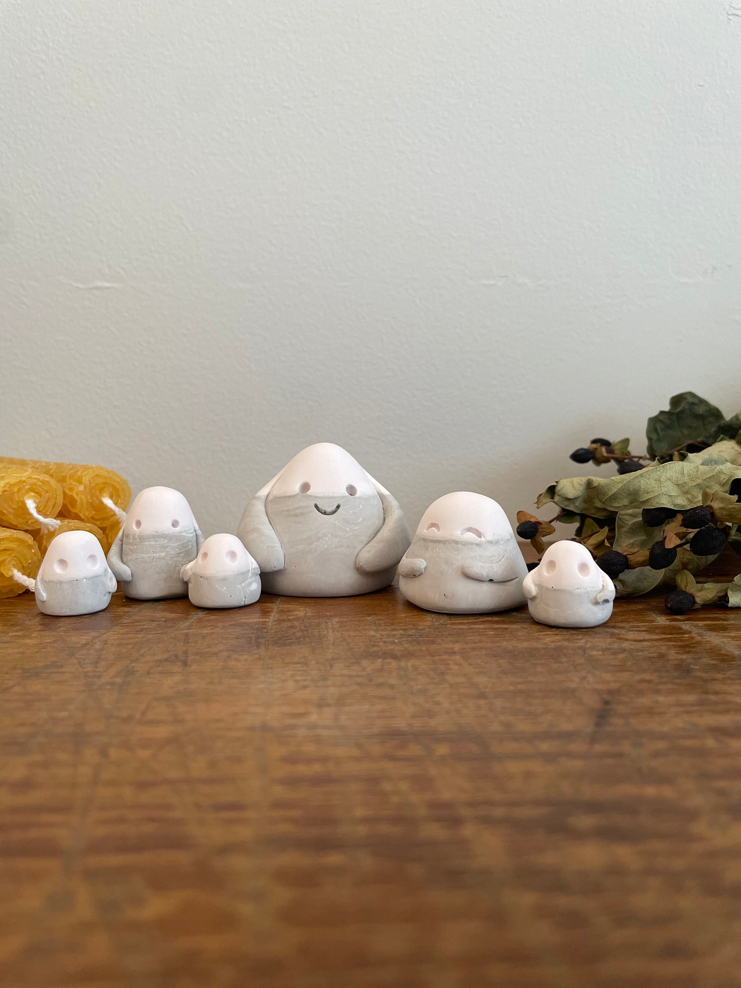 Domie House Spirit statue LithaXXIV-LXXIII