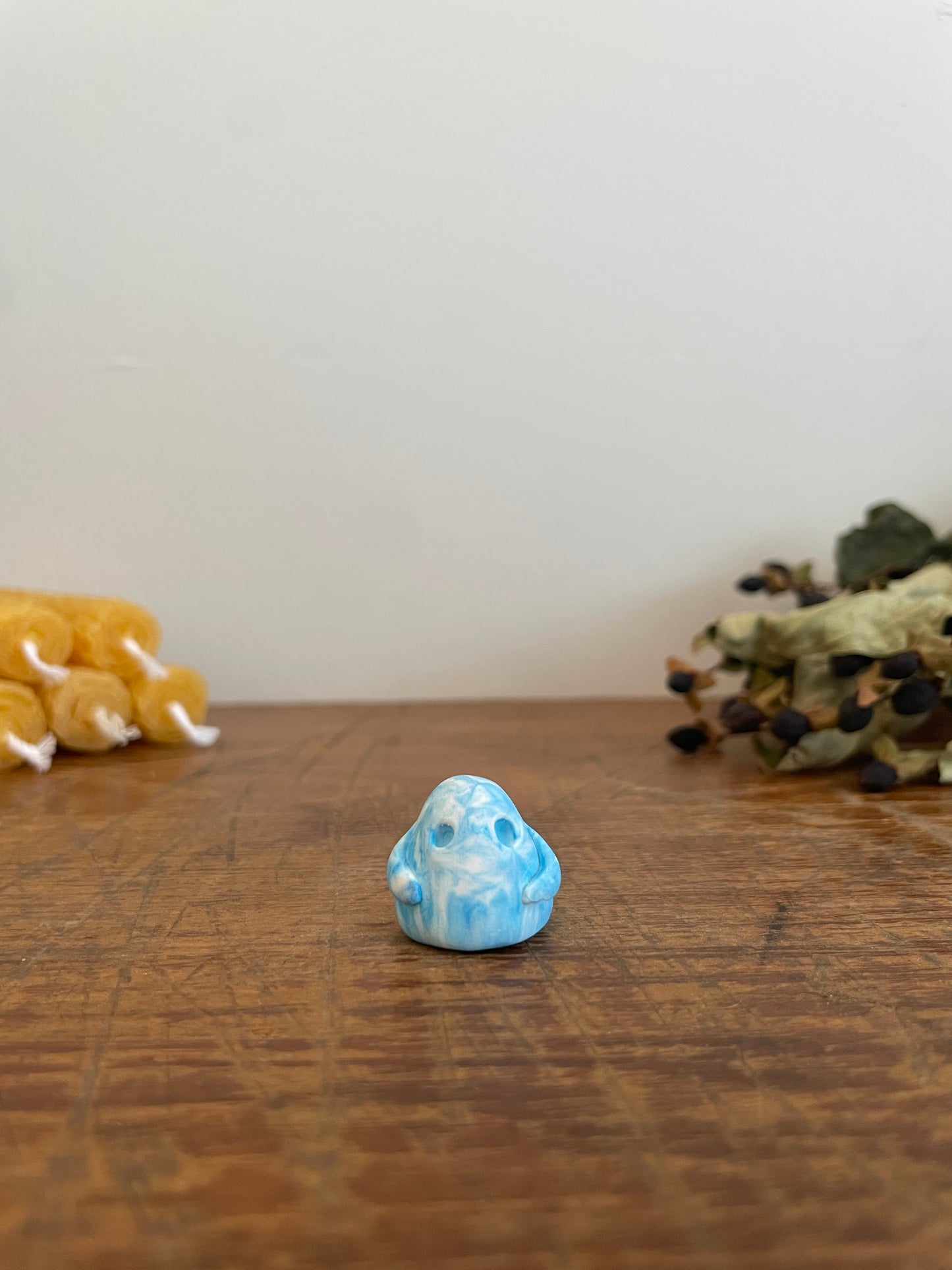 Domie House Spirit statue LithaXXIV-LXVI