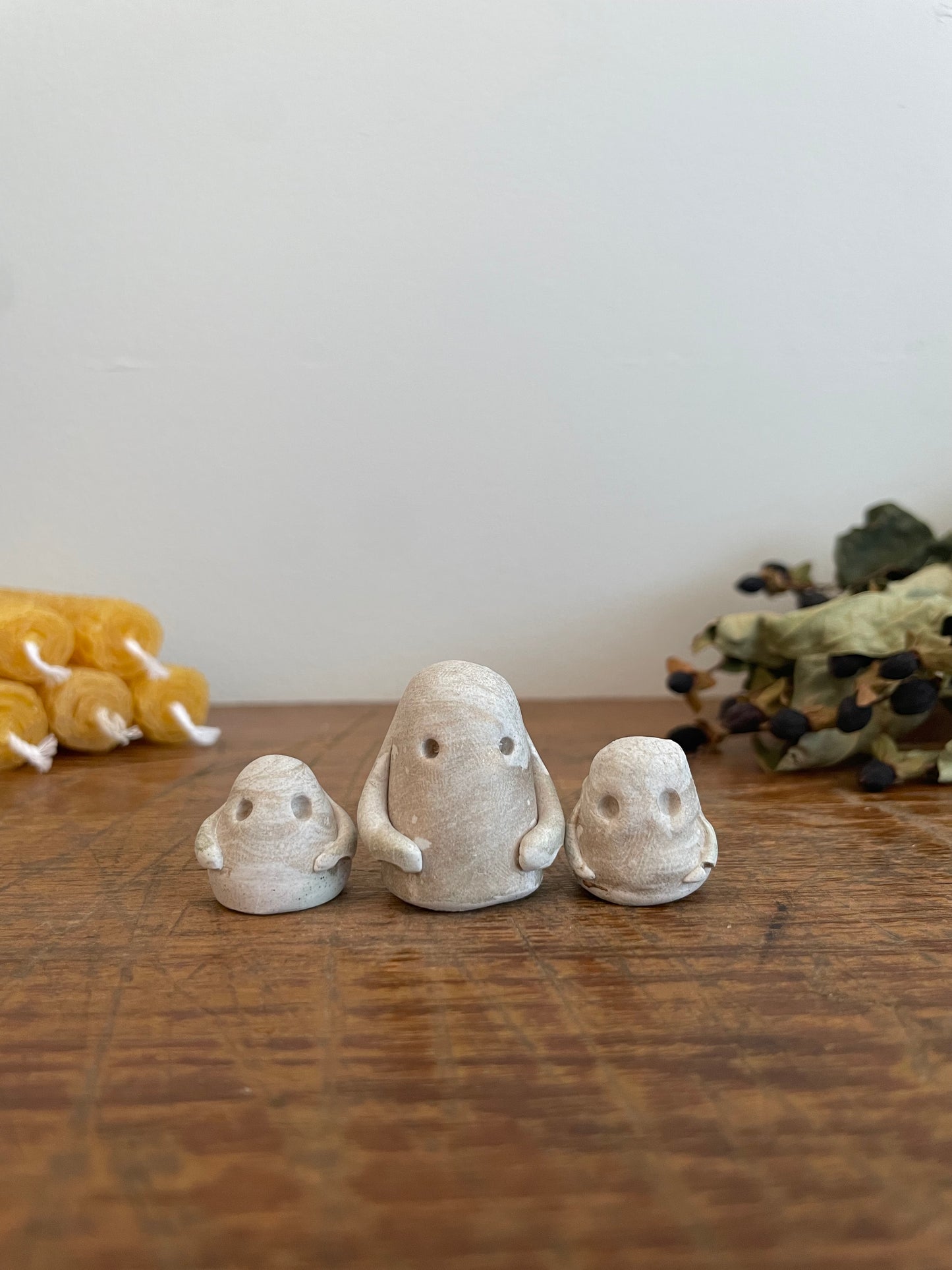 Domie House Spirit statue LithaXXIV-LXIX