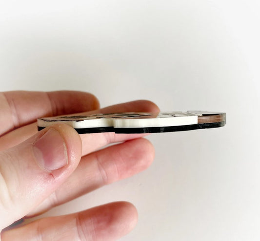 Oddities - Ivory Skull with Brown Rat